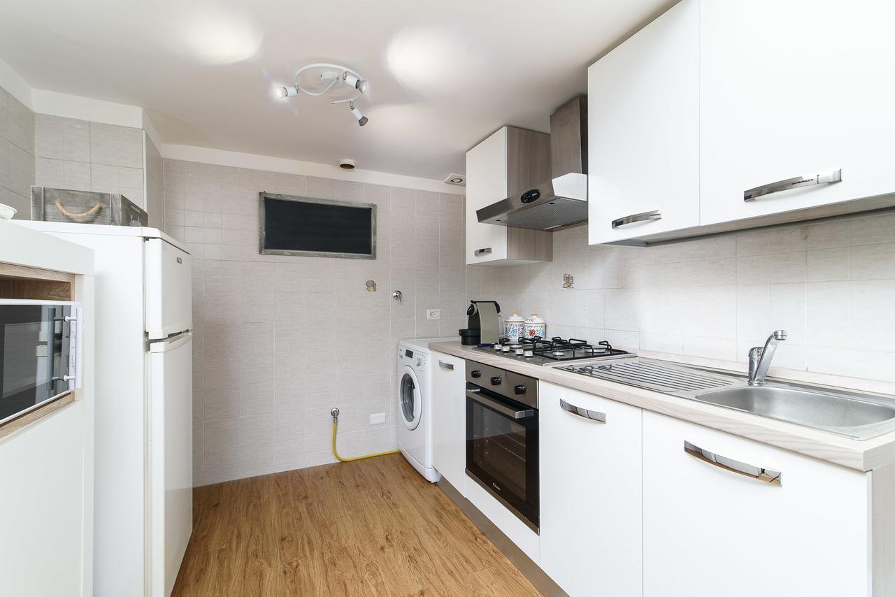 Crystal House Apartment โรม ภายนอก รูปภาพ